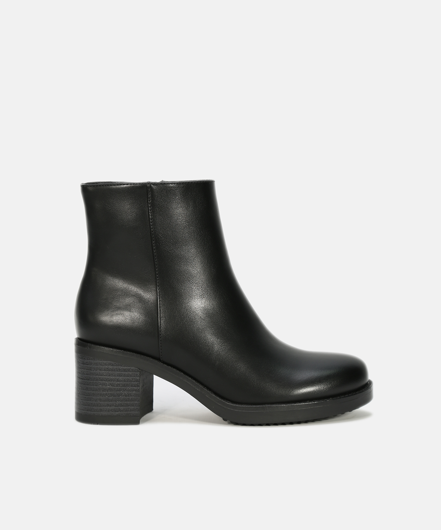 Botines tacón liso image number null